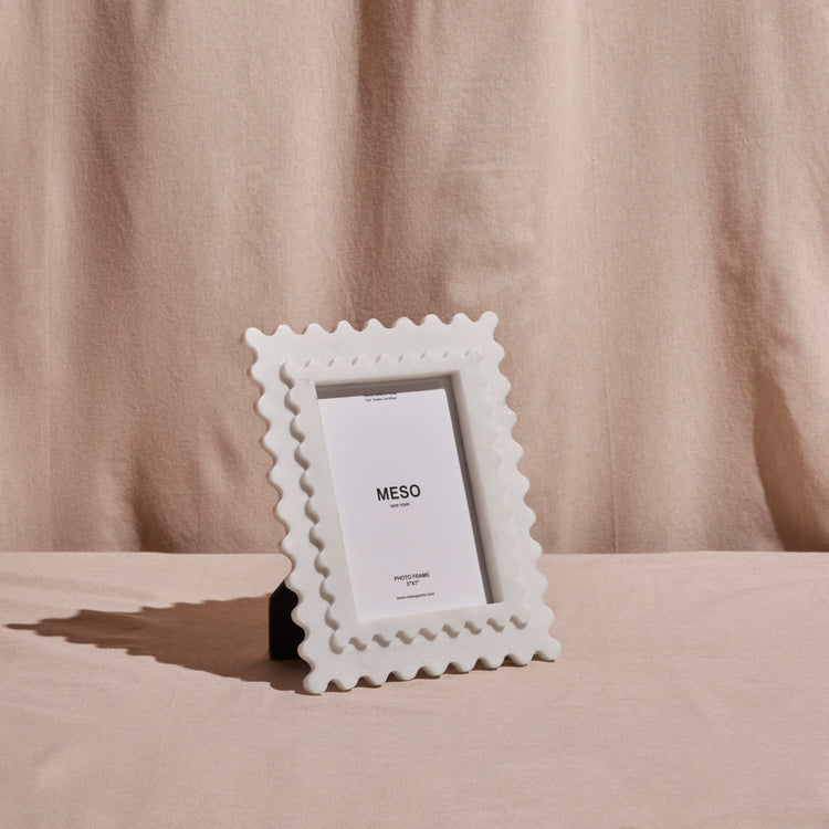 Wavy Marble Picture Frame