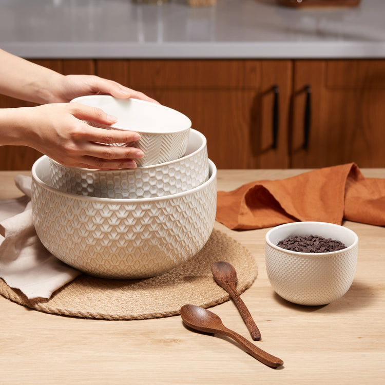 Embossed Stoneware Nesting Bowl Set
