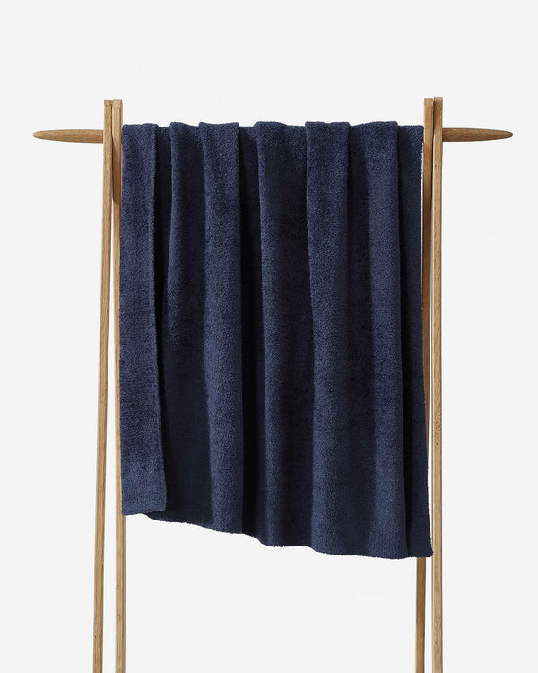 TENCEL Lyocell Blend Oversized Throw – throws, in cardamon seed | Roost & Roam