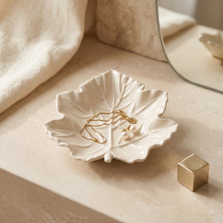 Cast Gypsum Maple Leaf Tray