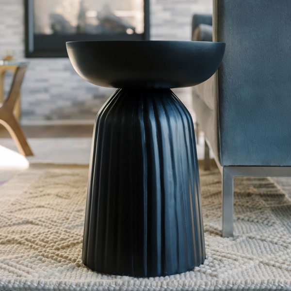 Matte Black Fluted Pedestal Accent Table