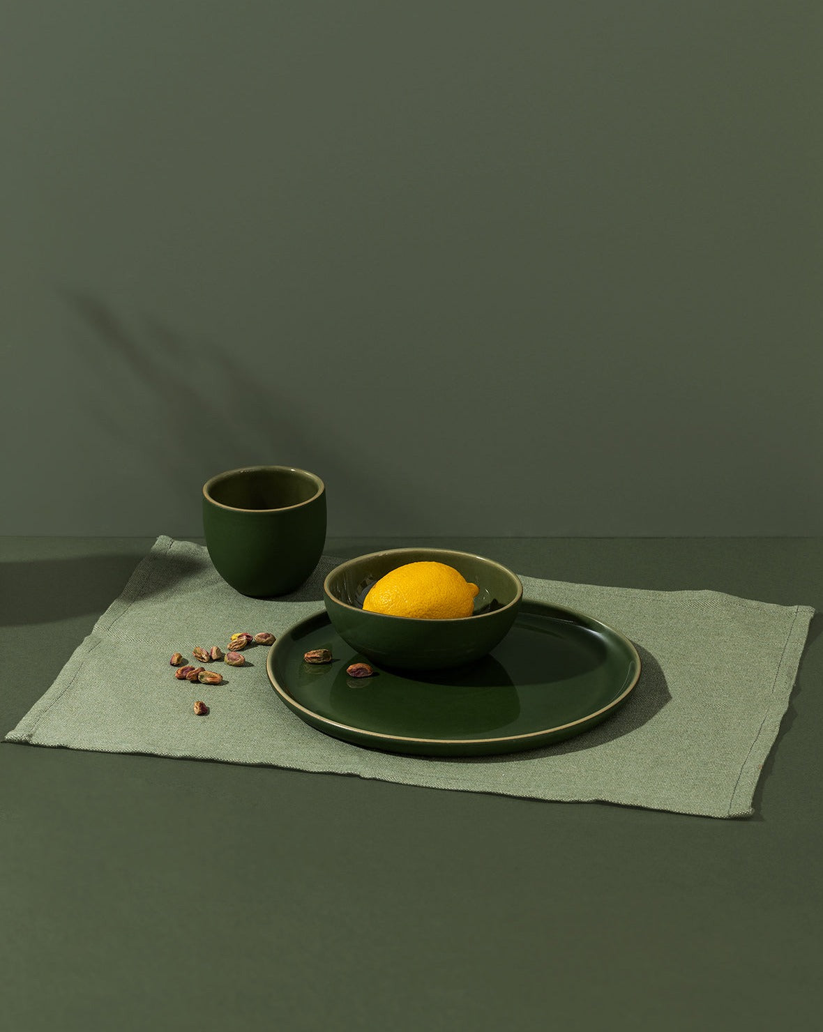 The quiet layer every table deserves