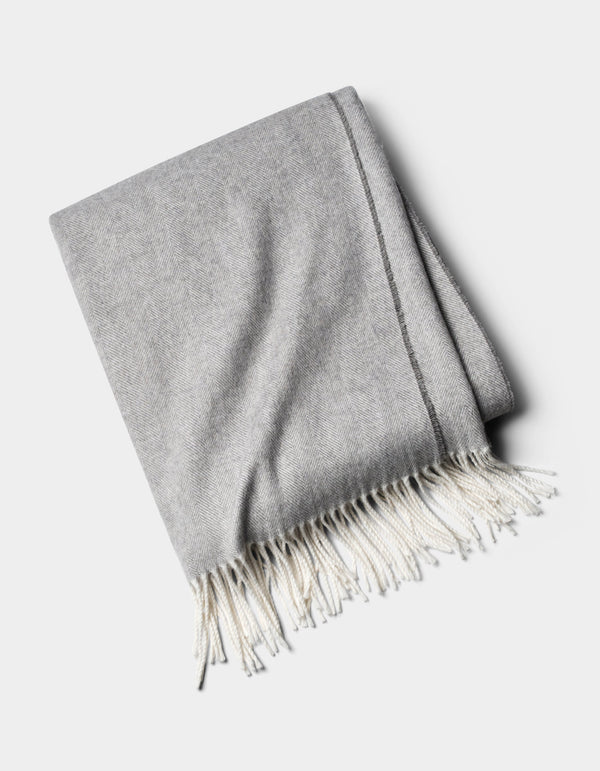 Bamboo Blend Herringbone Tassel Throw