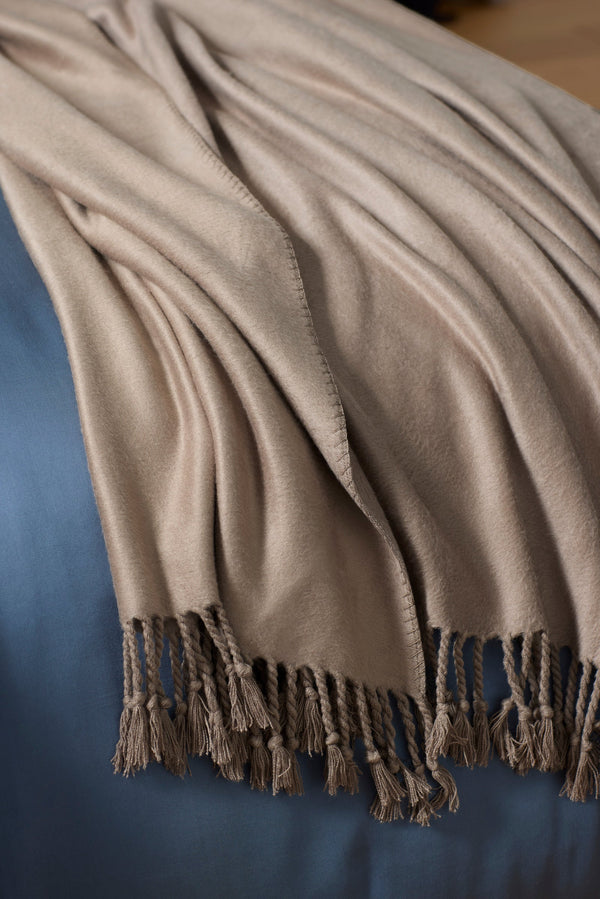 Bamboo Viscose Tassel Throw