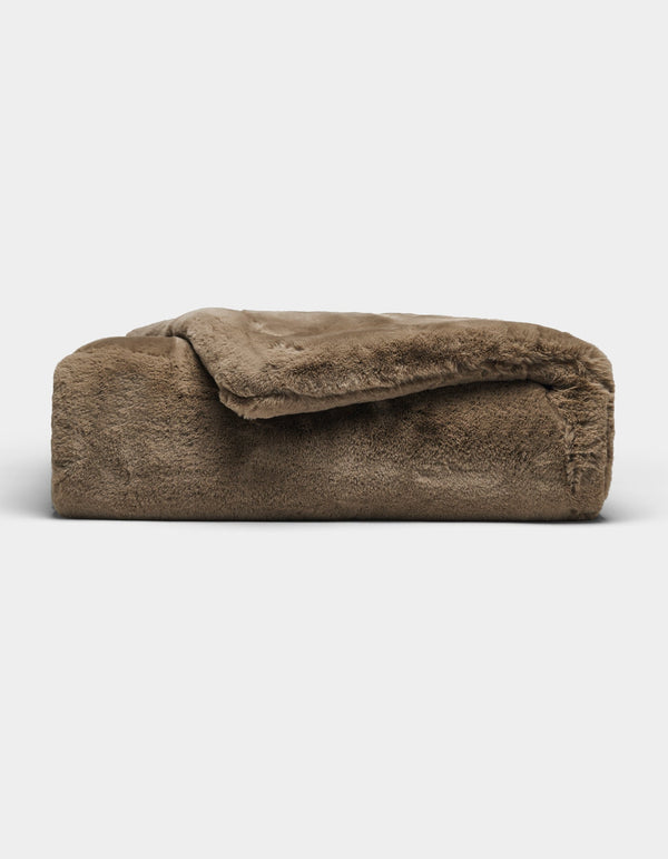 Superplush Faux Fur Cuddle Blanket