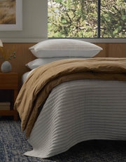 Down Alternative Throw Blanket