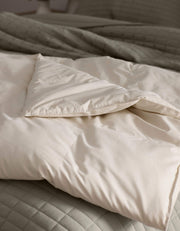 Down Alternative Throw Blanket