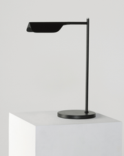 Adjustable Swing Arm Wireless Charging Table Lamp
