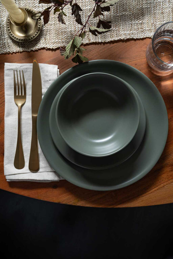 Matte Ceramic Dinnerware Set 16-Piece