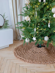 Chunky Knit Christmas Tree Skirt
