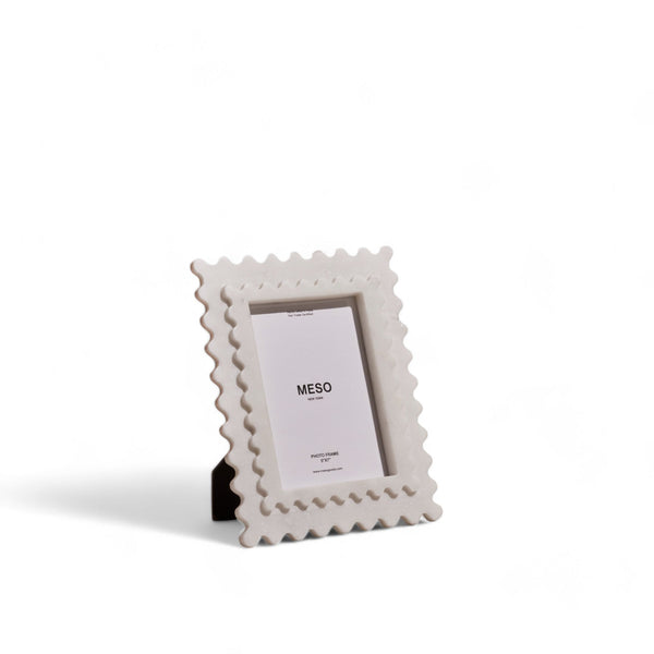Wavy Marble Picture Frame
