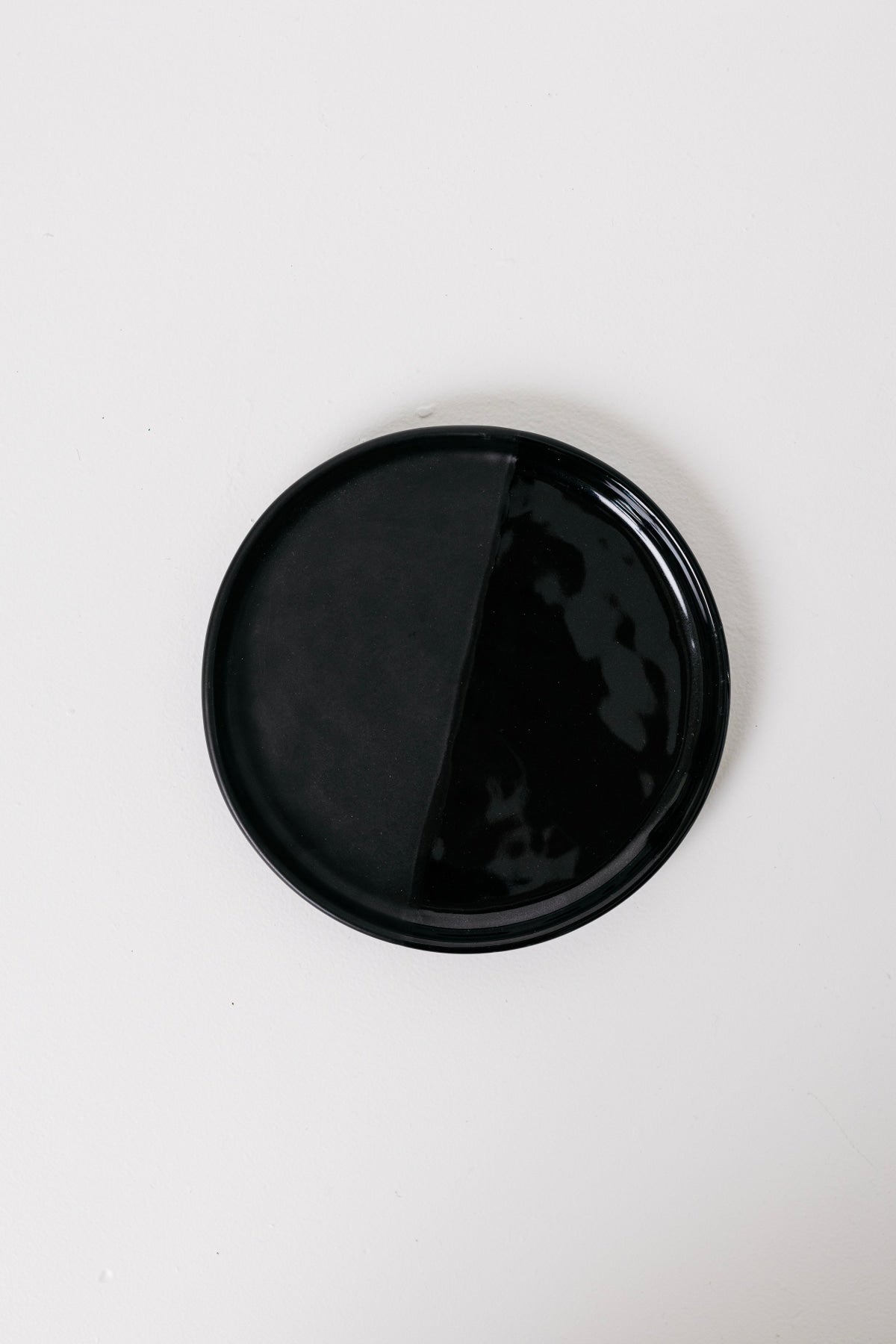 The plate that makes small bites feel considered