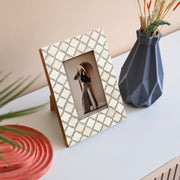 Moroccan Quatrefoil Bone Inlay Picture Frame