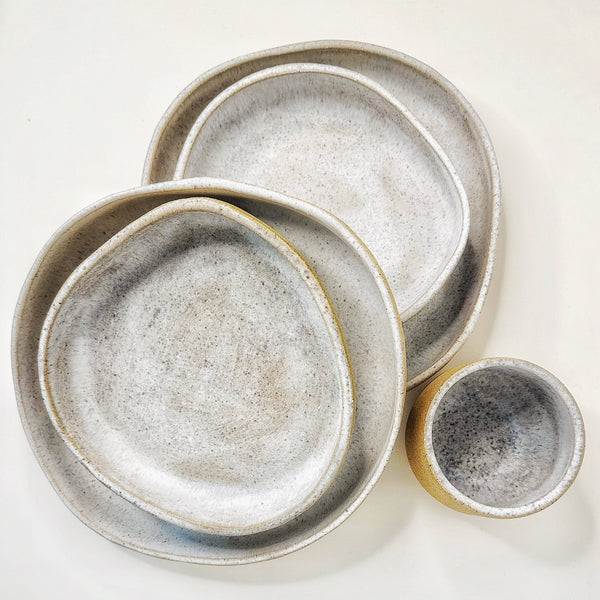 Speckled Ceramic Plate Set