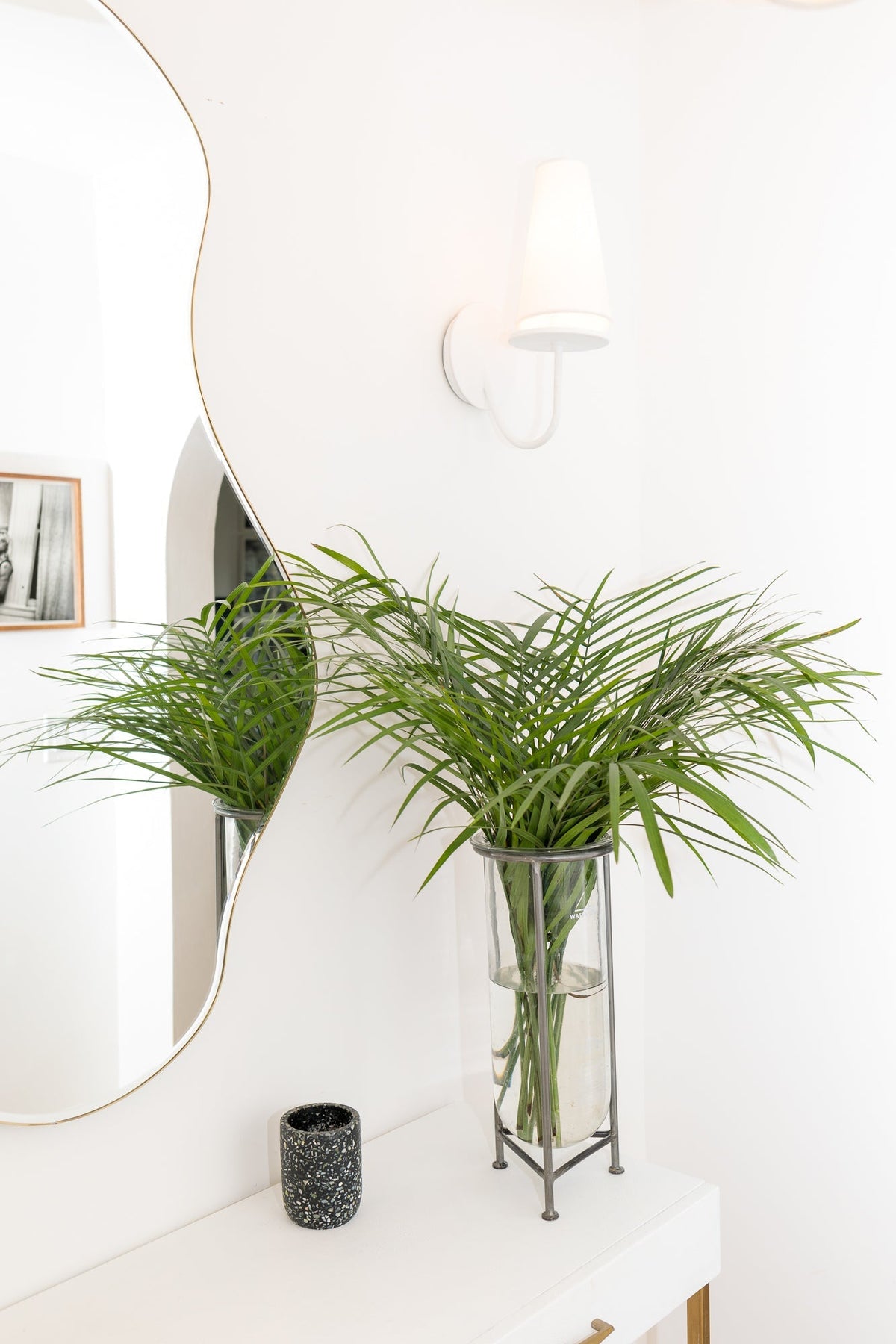 The vase that shows its work