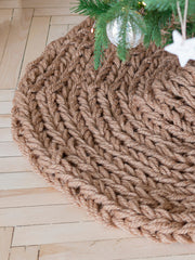 Chunky Knit Christmas Tree Skirt