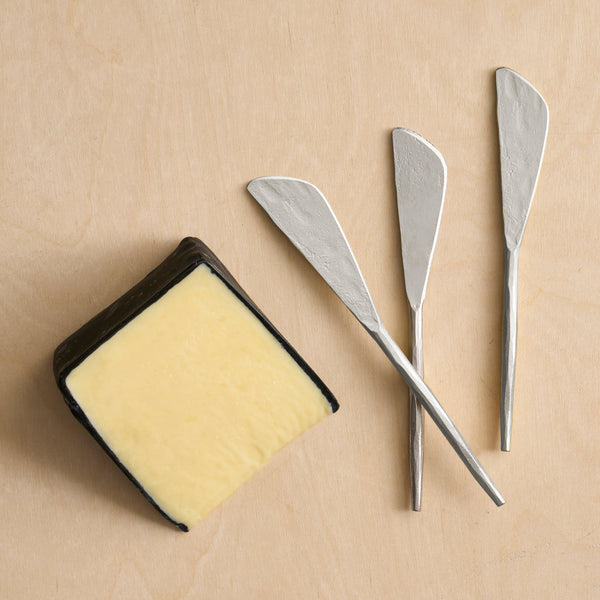Hammered Pewter Spreader Knife Set
