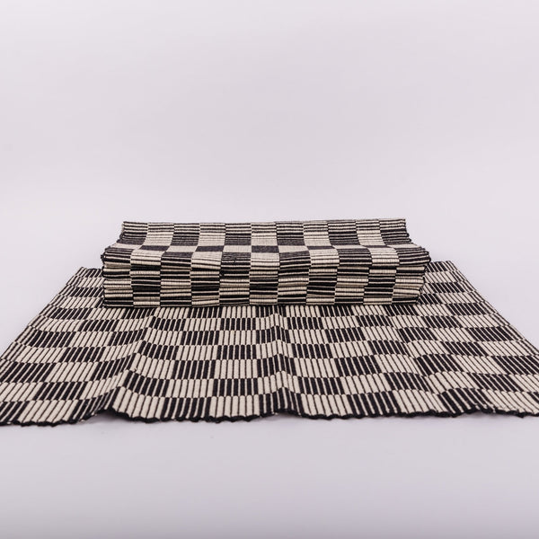 Checkered Woven Cotton Placemat Set