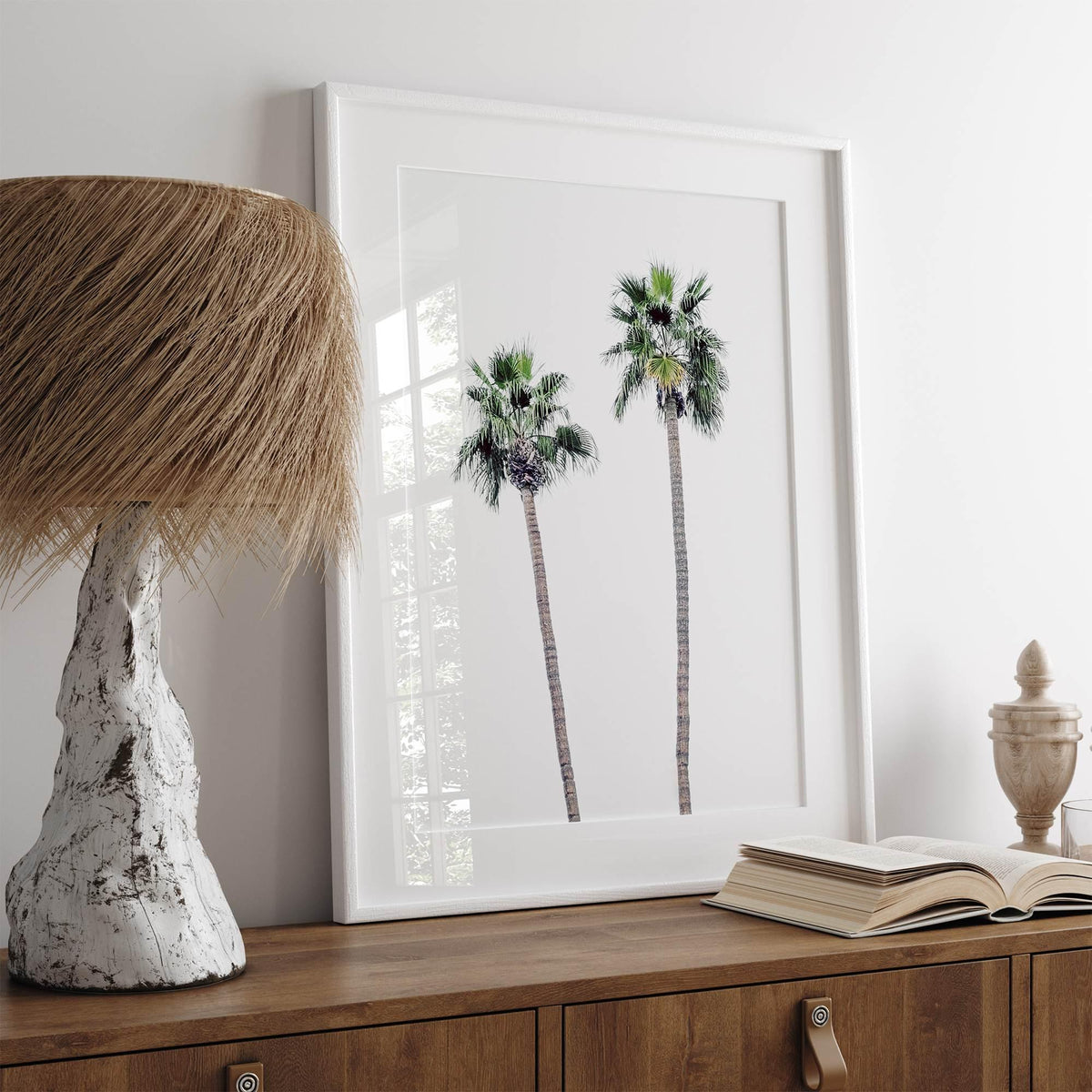 The quiet geometry of two tall palms