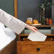 Solid Wood Single-Drawer Nightstand