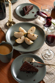 Matte Ceramic Dinner Plate Set