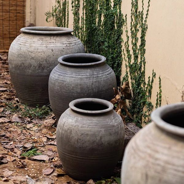 Antique-Finish Earthenware Belly Planter