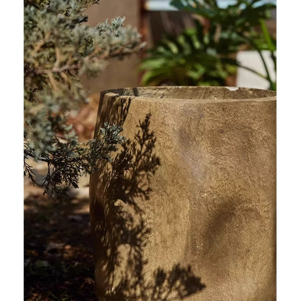 Magnesium Clay Cylinder Planter
