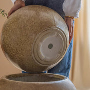 Globe-Form Magnesium Clay Planter