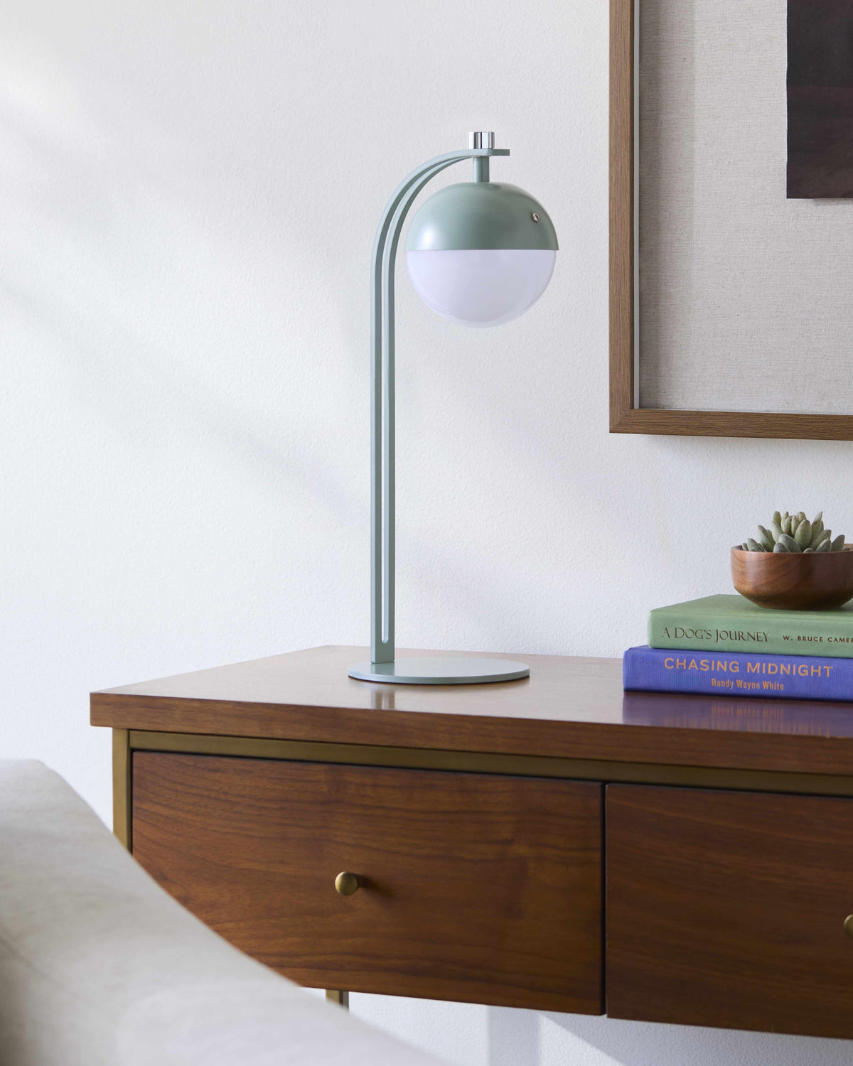 The lamp that does the talking for you.