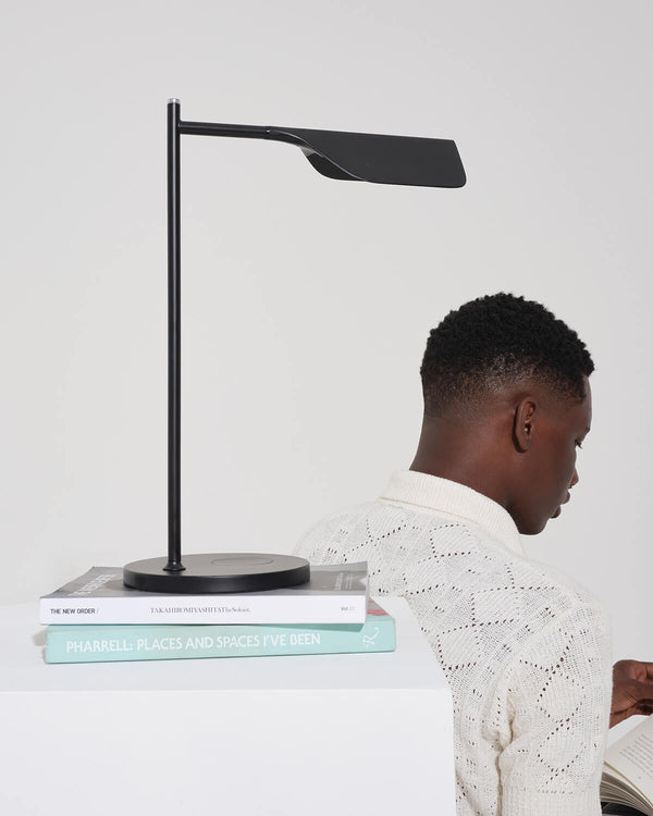 Adjustable Swing Arm Wireless Charging Table Lamp