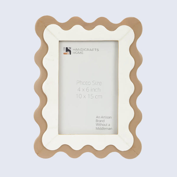 Scalloped Resin Inlay Picture Frame