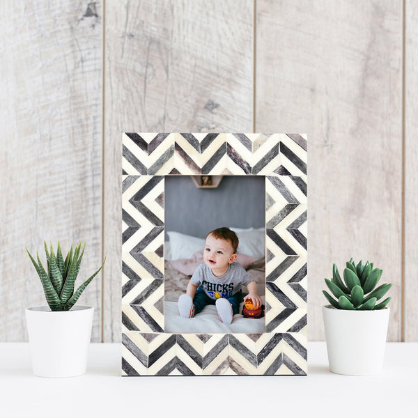 Zigzag Bone Inlay Picture Frame