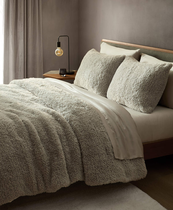 Faux Fur Bamboo-Backed Comforter – comforters (view 4) | Roost & Roam