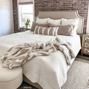 Reversible Double-Knit Patterned Throw – throws (view 19) | Roost & Roam