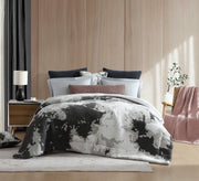 Pixel Pattern Plush Comforter