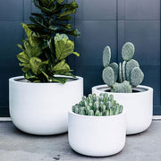 Wide-Rim Lightweight Round Planter