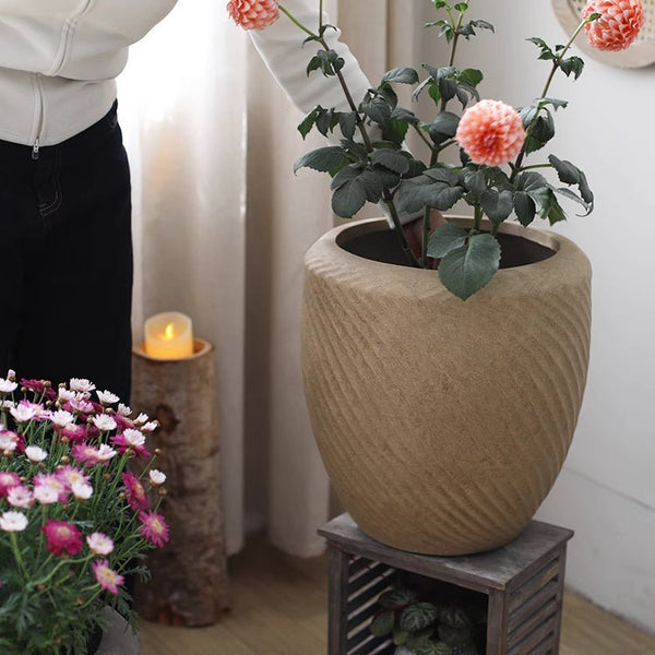 Swirl-Textured Magnesia Planter
