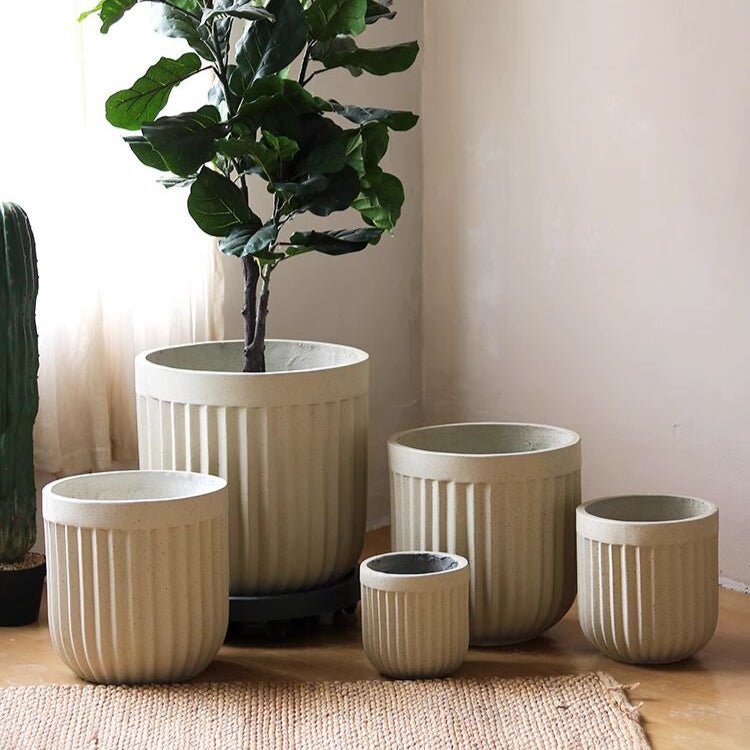 The pot that holds the whole corner together