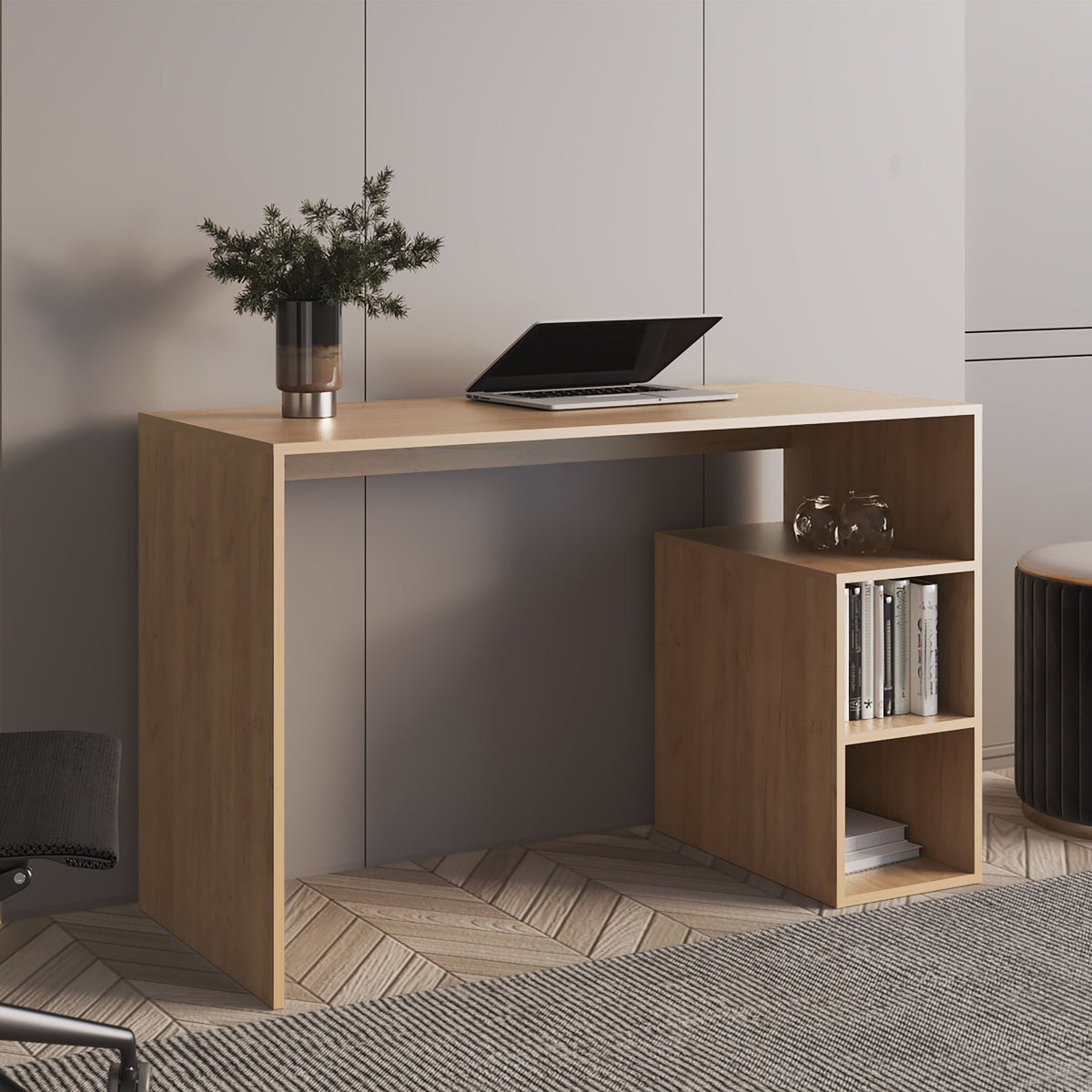 A desk that settles into your rhythm