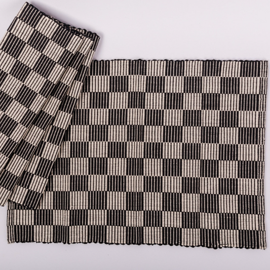Checkered Woven Cotton Placemat Set