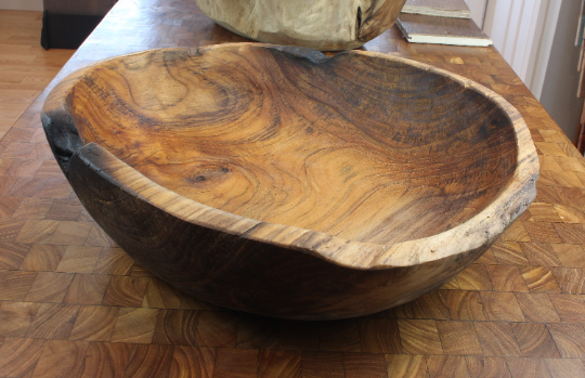 Live Edge Hand-Carved Teak Bowl — scale reference and proportion detail