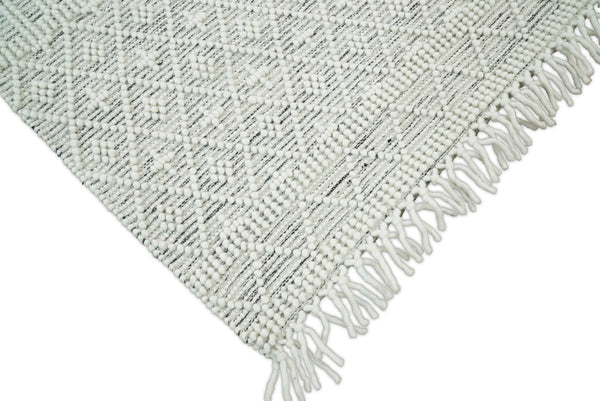 White & Black Geometric Wool Dhurrie Area Rug