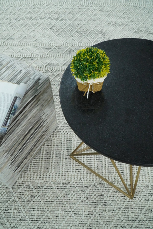 White & Black Geometric Wool Dhurrie Area Rug