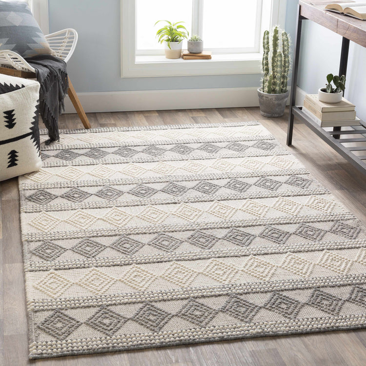 Diamond Trellis High-Low Area Rug
