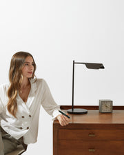 Adjustable Swing Arm Wireless Charging Table Lamp