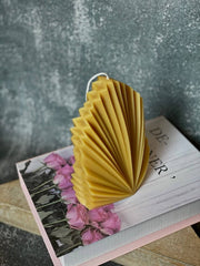 Sculpted Palm Leaf Soy Candle
