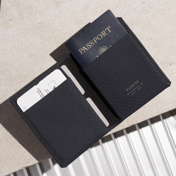 Technical Ripstop Passport Wallet