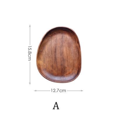 Oval Wood Serving Board Set — scale reference and proportion detail